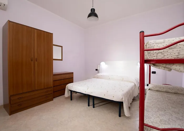 House アパート *