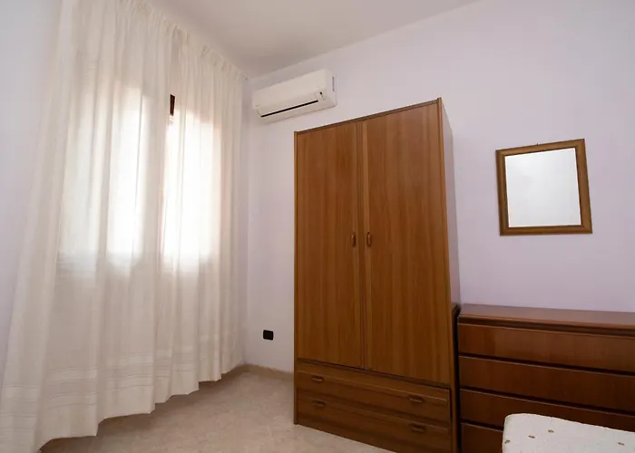 House Apartment *